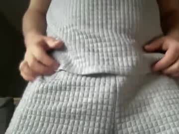 Boumboum111 Chaturbate stream image from April 26, 2025