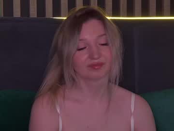 Kimberlyreyvis Chaturbate stream image from April 26, 2025