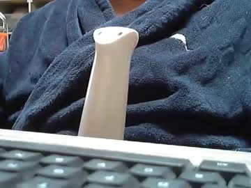 Olderstud416 Chaturbate stream image from April 26, 2025