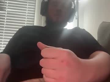Rozayranch Chaturbate stream image from April 26, 2025