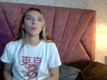 Valentina_Red18 Chaturbate stream image from April 26, 2025