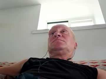 Slonce_ Chaturbate stream image from April 26, 2025