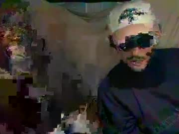 Eliottbrenda Chaturbate stream image from April 26, 2025