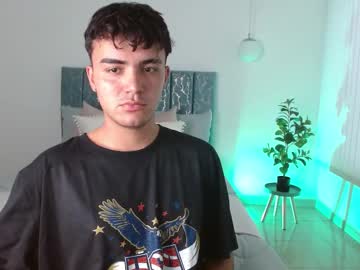 Erick_Wakabayashi Chaturbate stream image from April 26, 2025