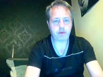 Mangahead21 Chaturbate stream image from April 26, 2025
