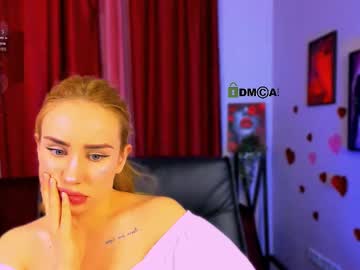 Mary_Silver Chaturbate stream image from April 26, 2025