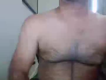 Normalguy2013 Chaturbate stream image from April 26, 2025