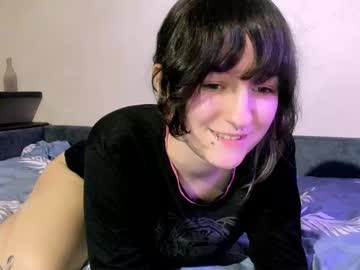 Luna_Cosmic Chaturbate stream image from April 26, 2025