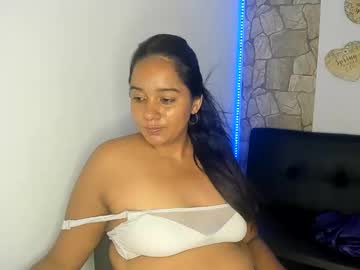 Misscarson Chaturbate stream image from April 26, 2025