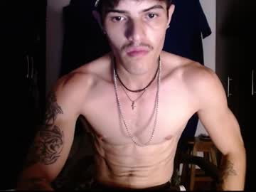 Sammytop22 Chaturbate stream image from April 26, 2025