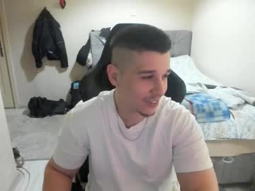 Ulxer Chaturbate stream image from April 26, 2025