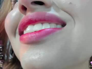 Zoe_Maddison19 Chaturbate stream image from April 26, 2025