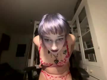 Moonlight_Mercury Chaturbate stream image from April 26, 2025