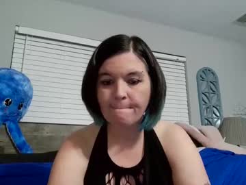 Succubus1982 Chaturbate stream image from April 27, 2025