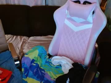 Thecherryfawn Chaturbate stream image from April 27, 2025