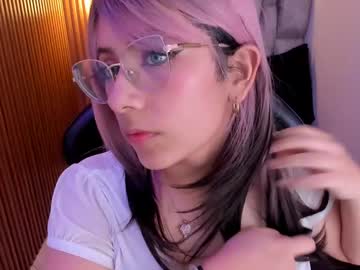 Hikaru_Dl Chaturbate stream image from April 27, 2025