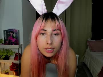 Omg_What18 Chaturbate stream image from April 27, 2025