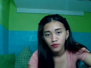 Sexywild_Tightpusiexx Chaturbate stream image from April 27, 2025