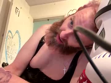 Tomfrummyspace Chaturbate stream image from April 27, 2025