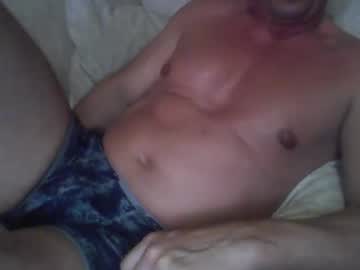 Downdog925 Chaturbate stream image from April 27, 2025