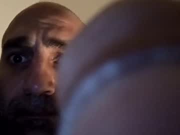 Magicprocouple1 Chaturbate stream image from April 27, 2025