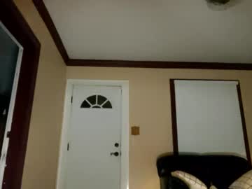 Cottontailsnowbunny Chaturbate stream image from April 27, 2025