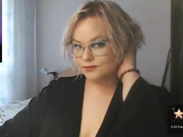 Emeraldydream Chaturbate stream image from April 27, 2025