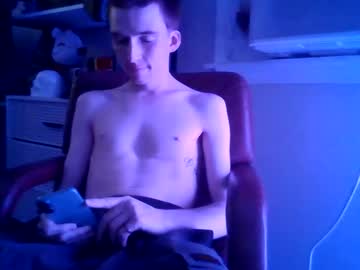 Twnkginger Chaturbate stream image from April 27, 2025