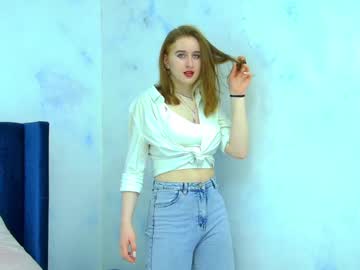 Bellarise Chaturbate stream image from April 27, 2025