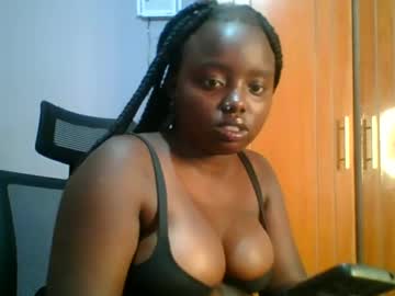 Sexie_Hearts Chaturbate stream image from April 27, 2025