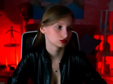 Ellahorton Chaturbate stream image from April 27, 2025