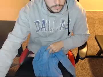 Ellrohir12 Chaturbate stream image from April 27, 2025