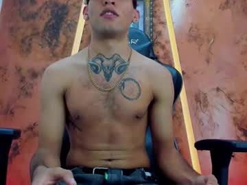 Theskinny8inch_ Chaturbate stream image from April 27, 2025