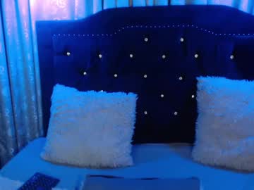 Violetacolins Chaturbate stream image from April 27, 2025