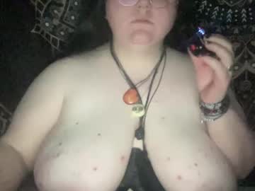 Chubbybeauty444 Chaturbate stream image from April 27, 2025