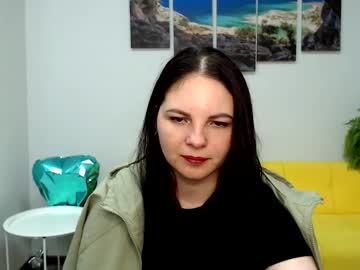 Hit_Hit_Star Chaturbate stream image from April 27, 2025