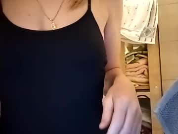 Sexualangel Chaturbate stream image from April 27, 2025