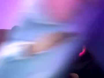 Super_Bttm Chaturbate stream image from April 27, 2025