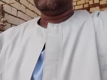Azazbrahem Chaturbate stream image from April 27, 2025