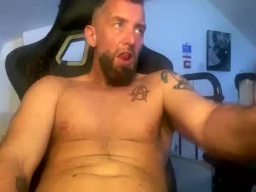 B4dafall44 Chaturbate stream image from April 27, 2025
