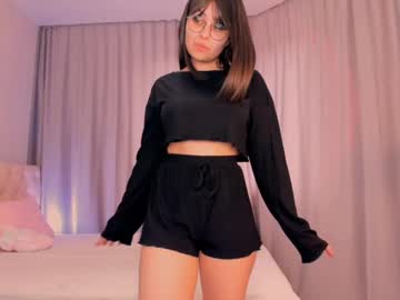 Melansi Chaturbate stream image from April 27, 2025