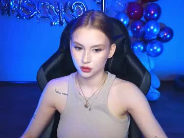 Barbieee_Doll Chaturbate stream image from April 27, 2025