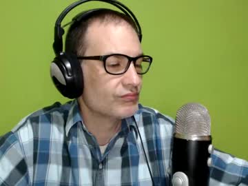 Risky30 Chaturbate stream image from April 27, 2025