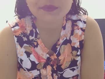 Astha20 Chaturbate stream image from April 27, 2025