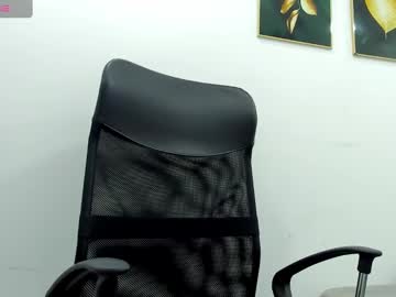 Beck_Wood Chaturbate stream image from April 27, 2025