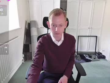 Chattyolly Chaturbate stream image from April 27, 2025