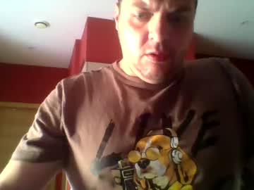 Hrnylaw Chaturbate stream image from April 27, 2025