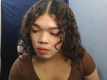 Urasian_Michhotxx Chaturbate stream image from April 27, 2025