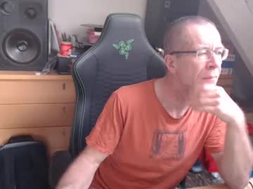 Hot_Charly Chaturbate stream image from April 27, 2025