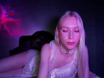 Jane_Elfie Chaturbate stream image from April 27, 2025